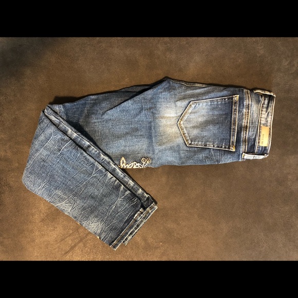 Embroidered MissMe Jeans 🌼 - Picture 4 of 4